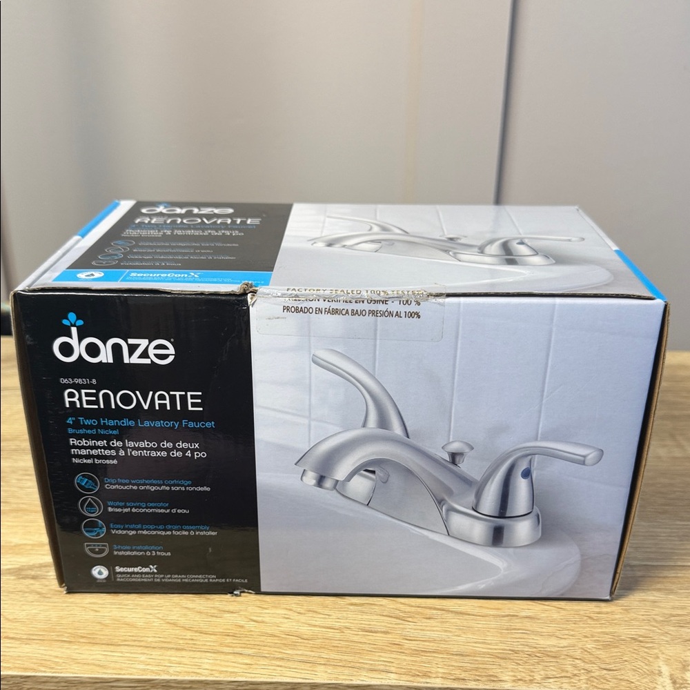 Danze Renovate 4-inch Two Handle Lavatory Faucet New